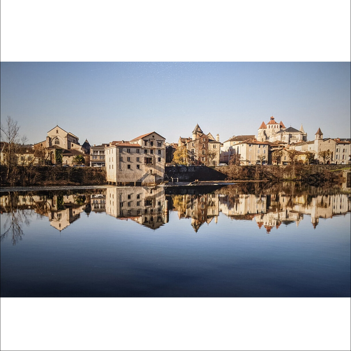 Photo 6C de la série « Lot of reflections » par Gregory BOUE