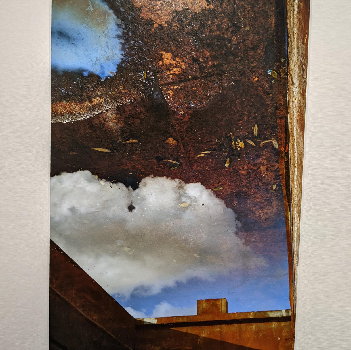 Photo 15A de la série « Bacs à eaux » par Erwann CAILLAREC